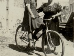 in bicicletta